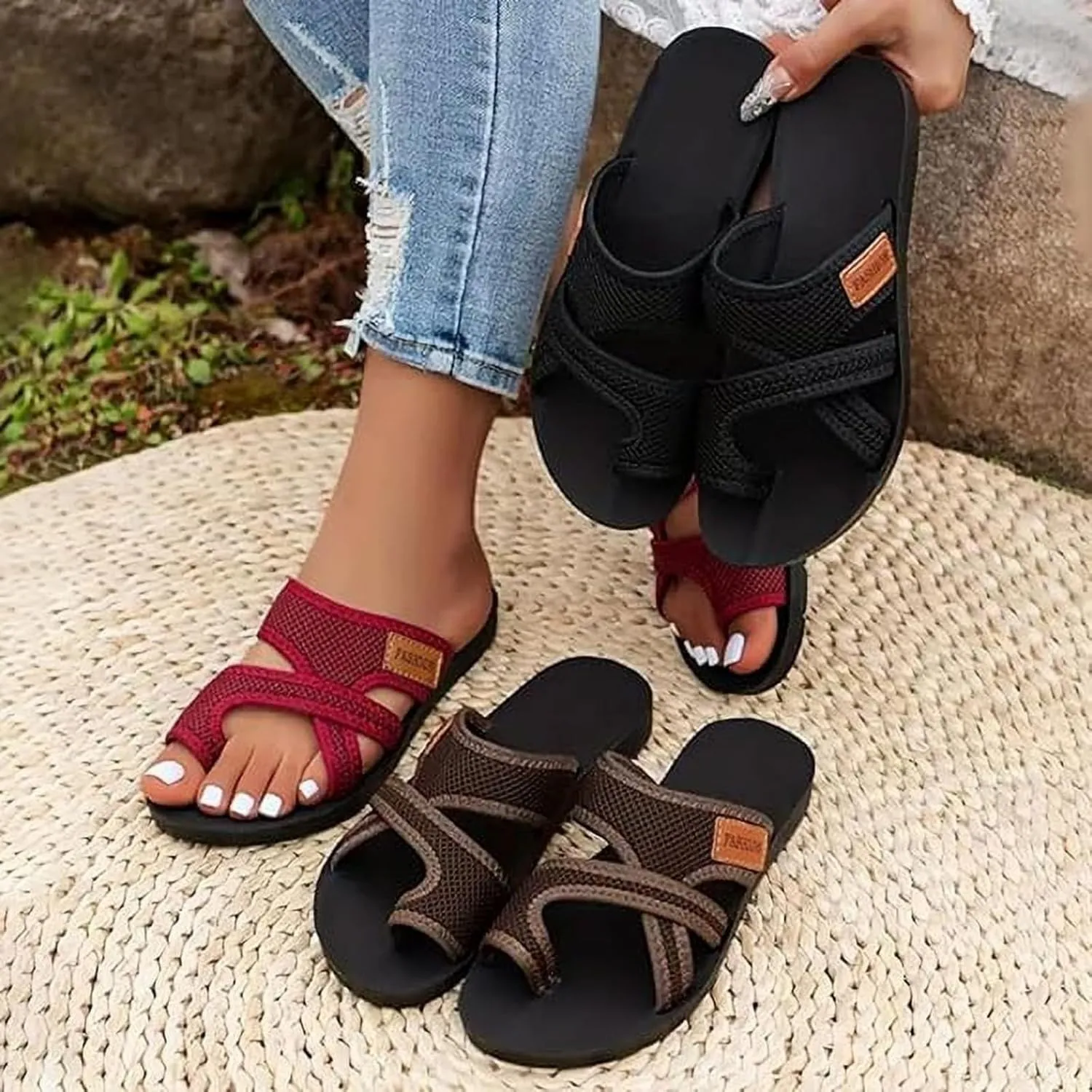 2025 Women's Comfortable Breathable Mesh Flip Flops Hollow Soft Sole Mesh Comfort Orthopedic Shoes for Walking