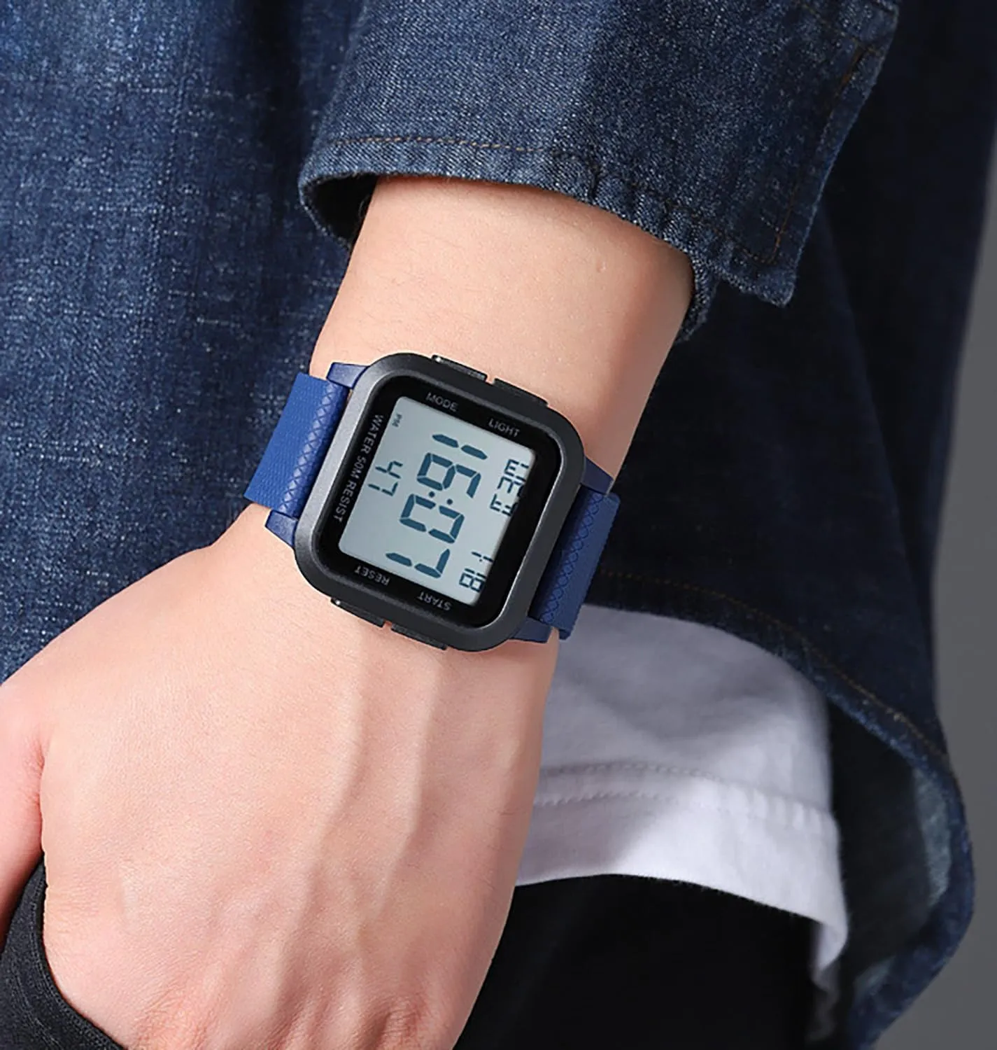 BESTKANG Unisex LED Digital Watch Women Men Digital Sports Watch Fashion Simple Luminous Waterproof Watch