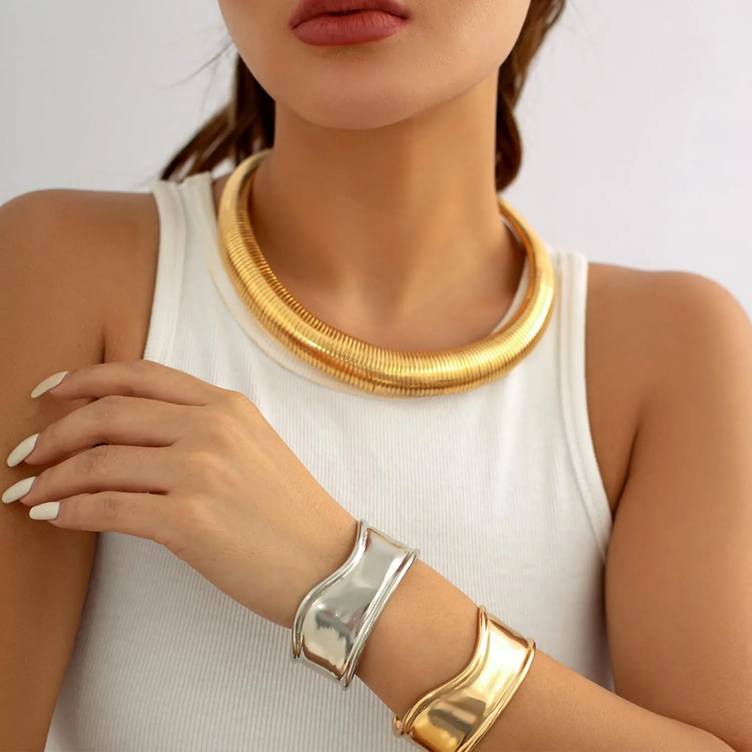 Chunky Gold Necklace for Women Gold Statement Necklace Thick Snake Chain Necklace Chunky Collar Necklace Twisted Gold Choker Necklaces Layered Gold Necklaces Jewelry for Women (Gold-C)