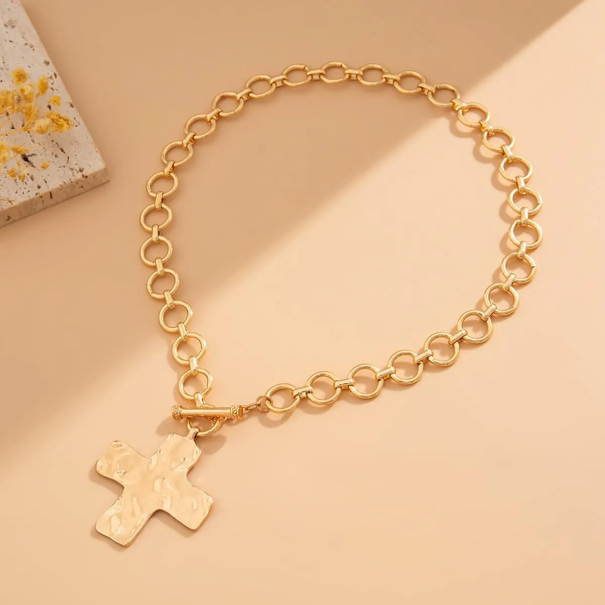 CJIAYUJEW Chunky Cross Necklace Dainty Gold Plated Big Cross Necklaces Hammered Cross Chunky Necklace Chain Statement Pendant Necklaces