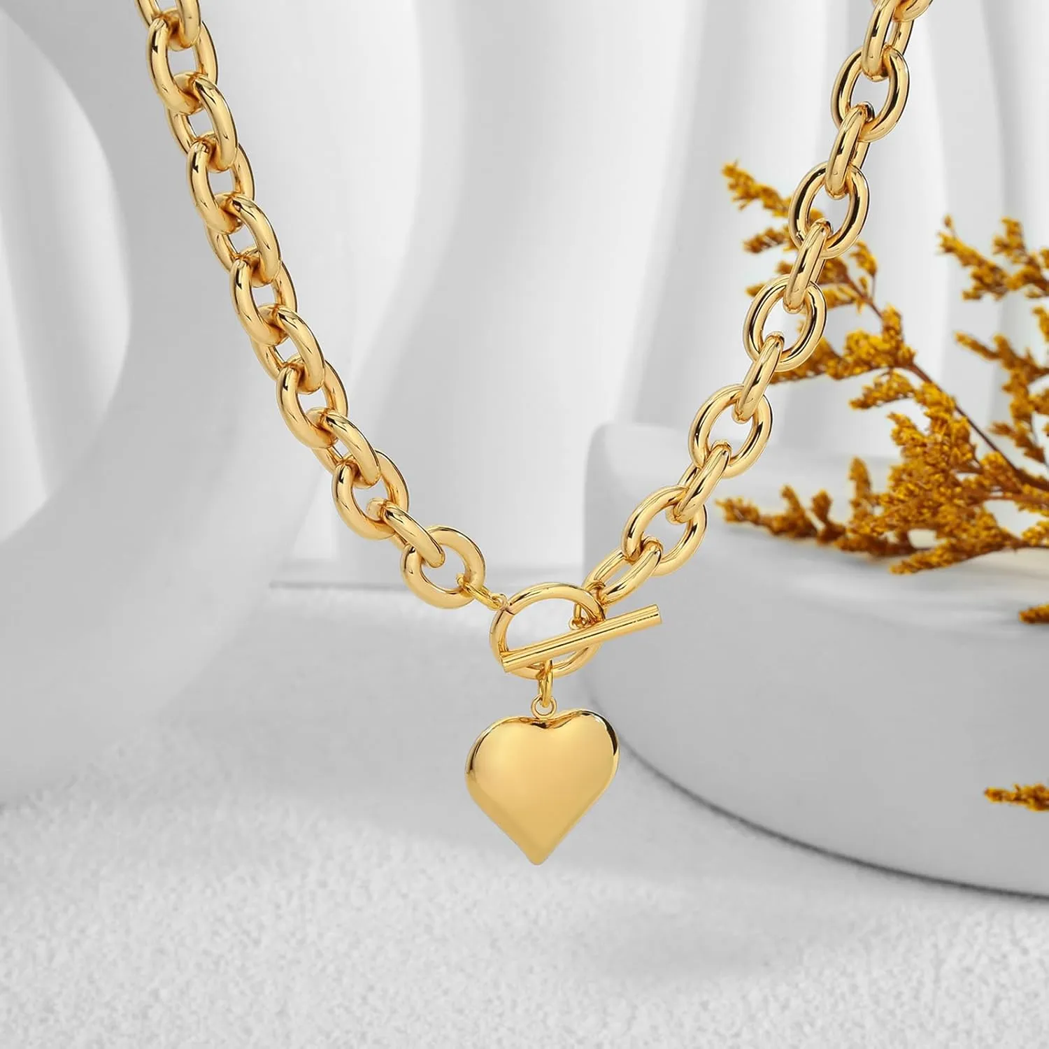 Heart Pendant Necklaces for Women Statement Chunky Chain Necklace Love Heart Charm Choker Necklace
