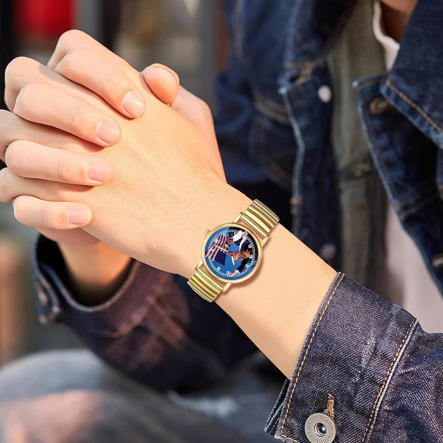 JewelryWe Men Women Elastic Watches: Round Analog Trump Dial Quartz Watch Gold Silver Plated Stretch Band Wristwatch