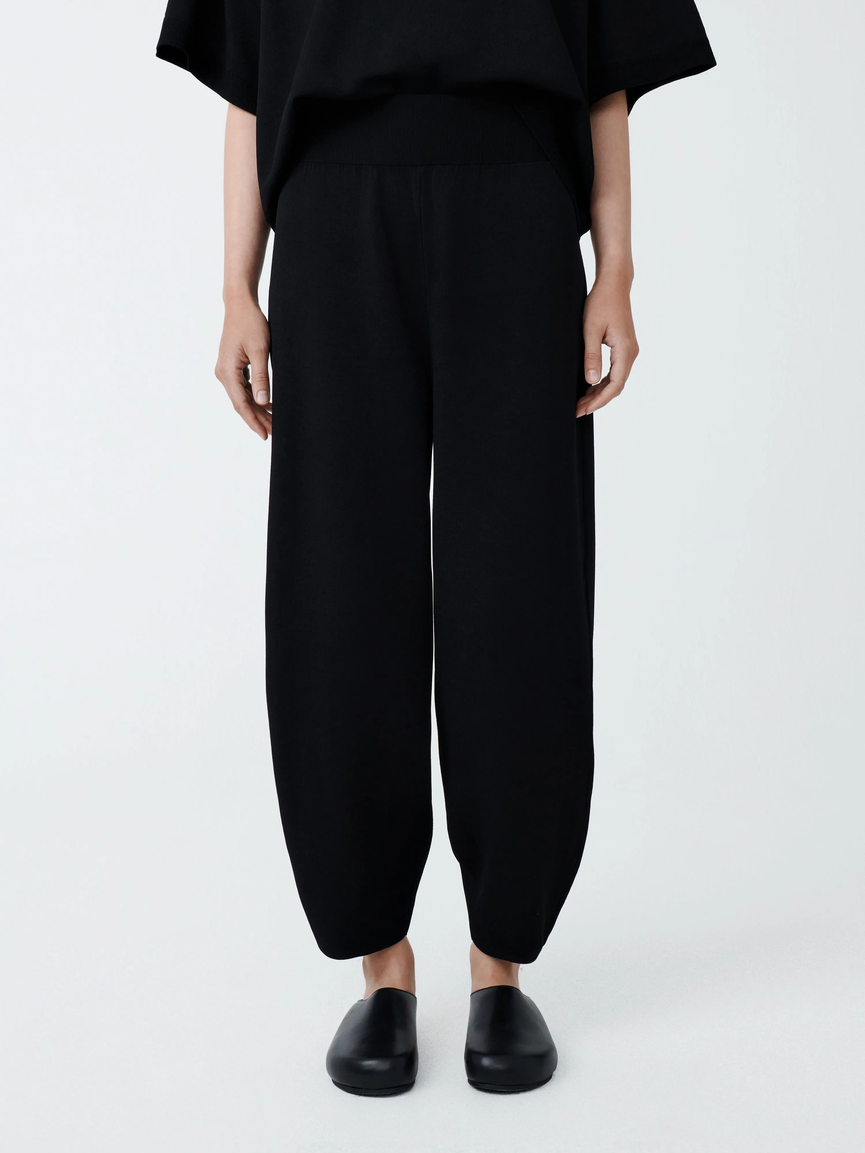 Moura Pant in Black