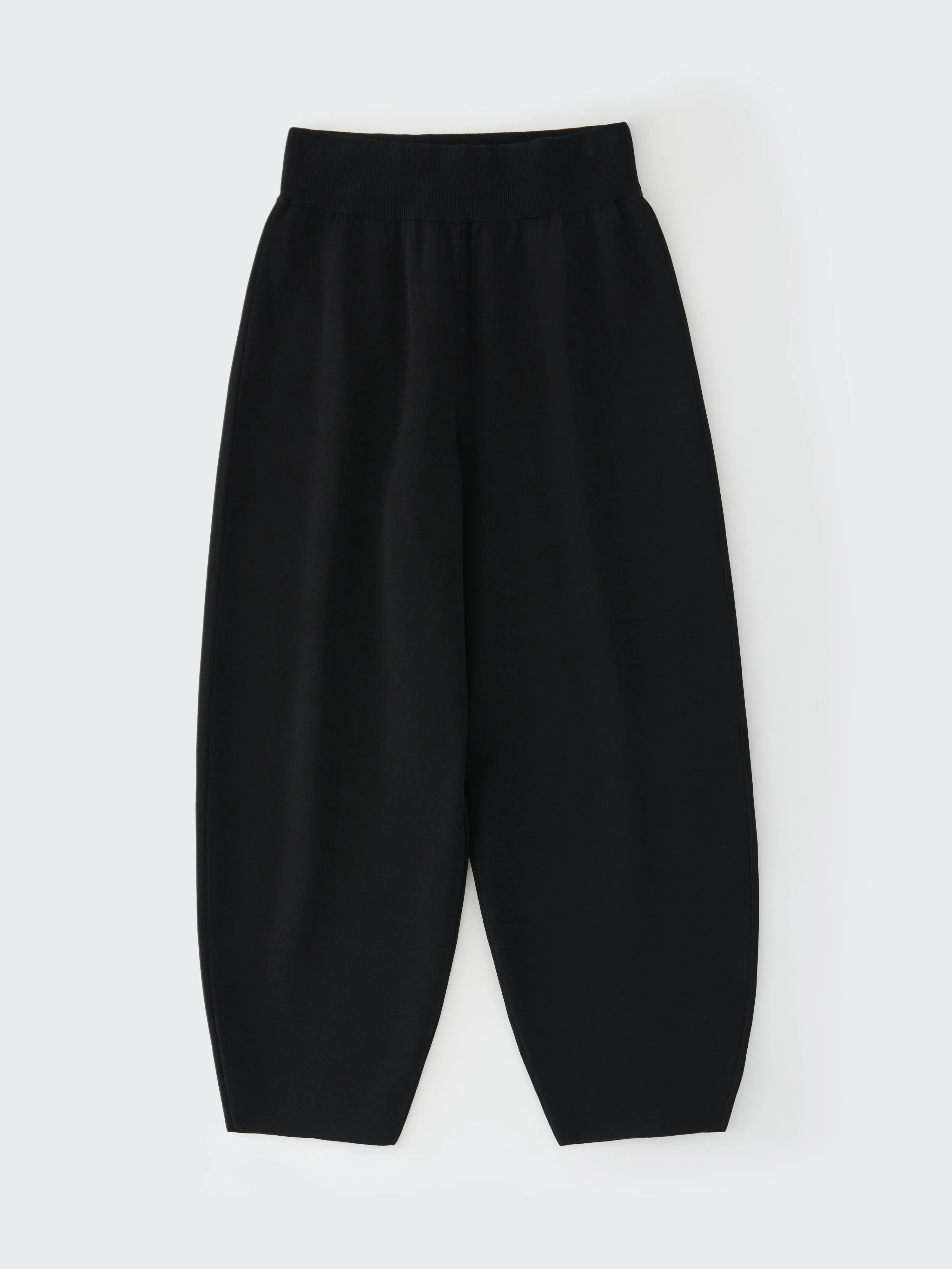 Moura Pant in Black