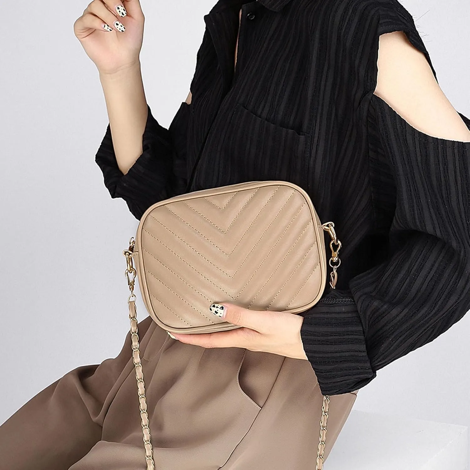 Small Crossbody Purses for Women Quilted Crossbody Shoulder Handbags Trendy Clutch Purse Camera Bag