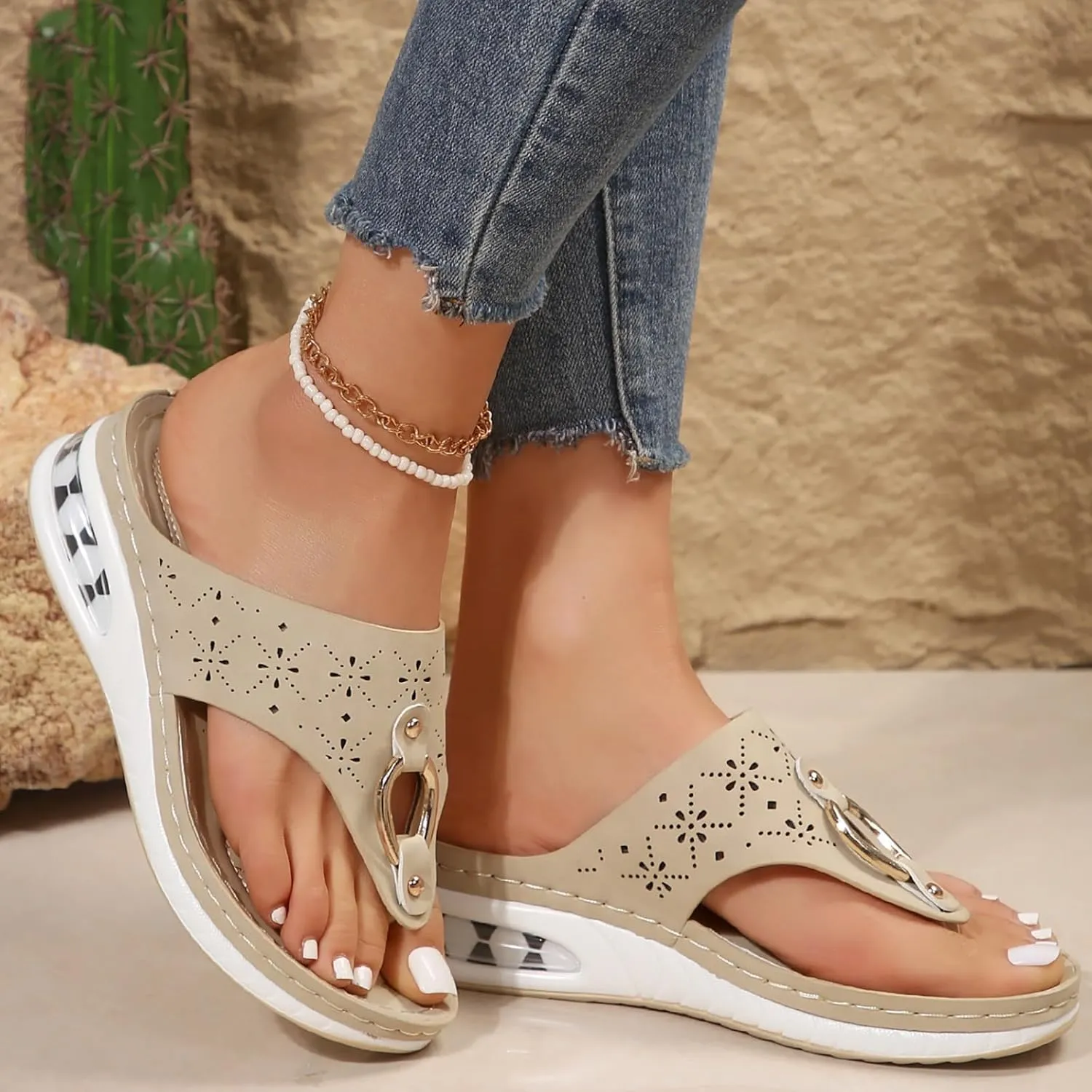 SuanlaTDS Orthopedic Flip Flops Sandals for Women Wedge Dressy Summer 2025 Hollow Out Thong T-Strap Platform Comfortable Foot Arch Support Casual Outdoor Walking Low Heel Wedge Slippers