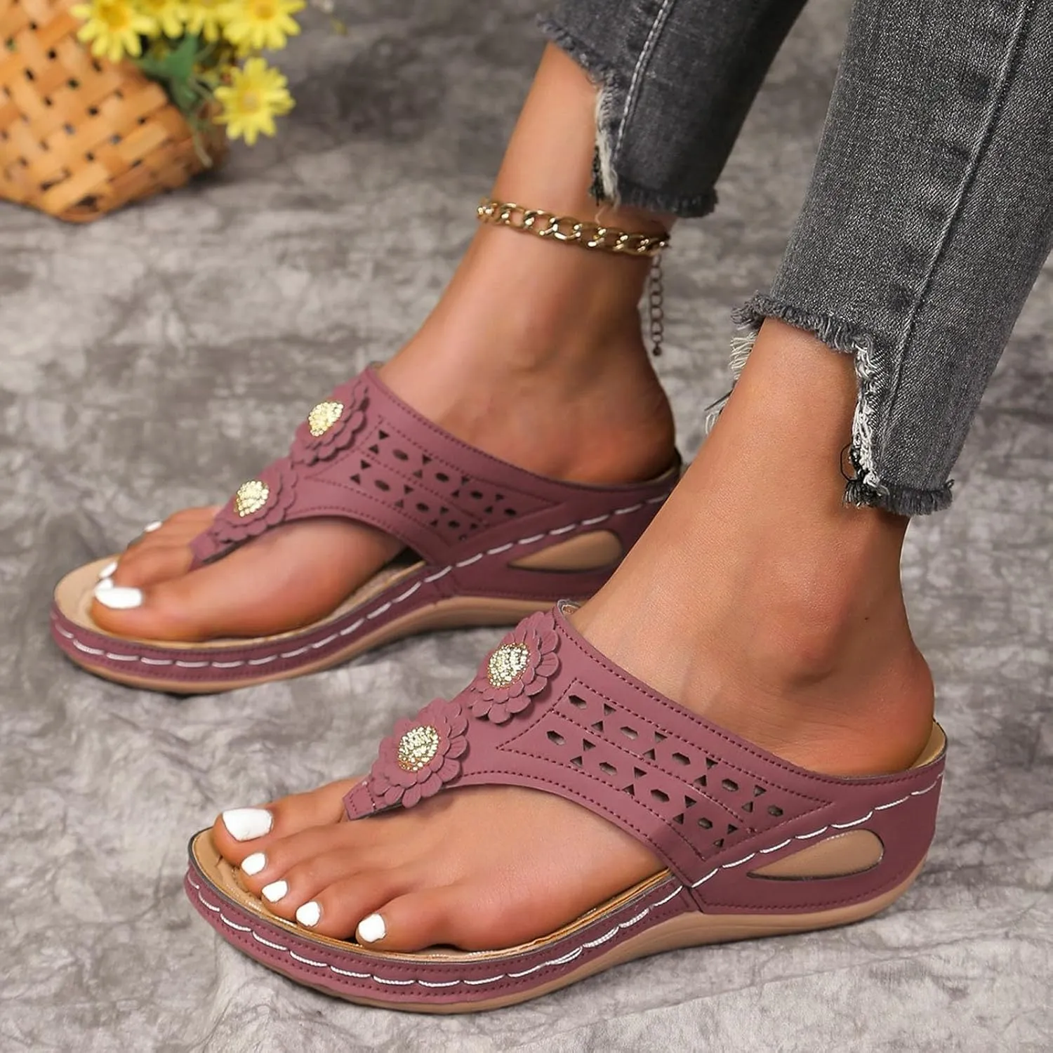 SuanlaTDS Womens Flip Flops Wedge Platform Comfortable Orthopedic Sandals with Arch Support Open Toe Slip On Low Heels Wedges Walking Shoes Casual Summer Thong Flat Slide Sandals