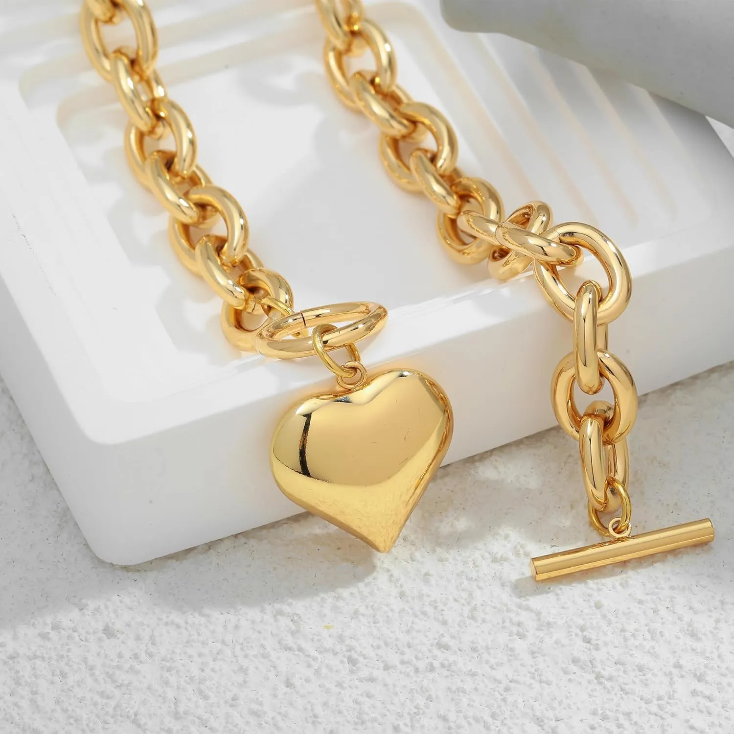 WOWORAMA Gold Chunky Chain Necklace for Women Puffy Heart Pendant Necklace White Gold Thick Chunky Chain Link Necklaces Heart Coin Choker Necklace